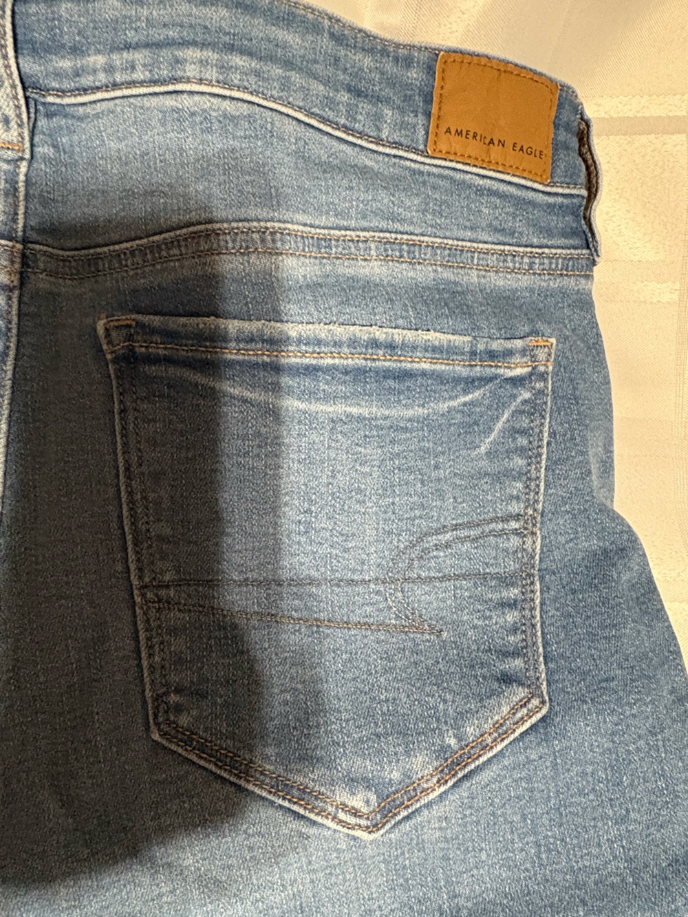 Woman’s American Eagle Outfitters Jeans, High-Rise - Picture 3 of 14